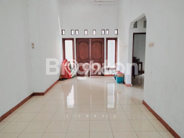 Rumah Modern Cantik 6 Kamar Bisa Langsung Pindah di Umbulharjo Rumah Modern Cantik 6 Kamar Bisa Langsung Pindah di Umbulharjo