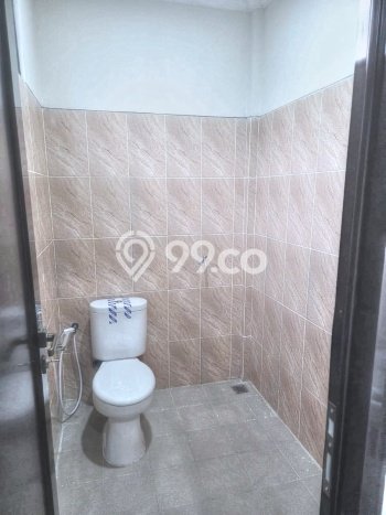 Ruko Dijual di Prime Area Jakarta Timur Luas 900m2 Ruko Dijual di Prime Area Jakarta Timur Luas 900m2