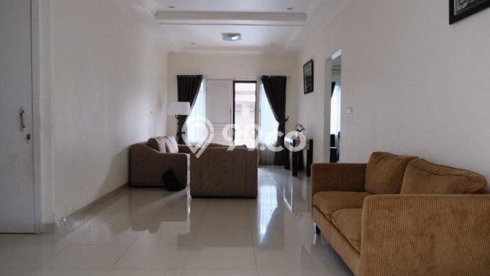 Rumah Luas Asri 2 KT Siap Pakai di Jatiwaringin Bekasi Rumah Luas Asri 2 KT Siap Pakai di Jatiwaringin Bekasi