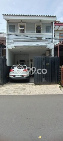 Dijual Rumah Eksklusif 2 KT di Pondok Kelapa, Jakarta Timur Dijual Rumah Eksklusif 2 KT di Pondok Kelapa, Jakarta Timur