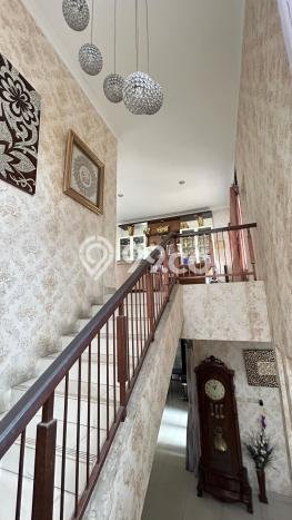 Rumah Mewah LB 316m2 Siap Huni Desain Elegan di Kota Wisata, Bogor Rumah Mewah LB 316m2 Siap Huni Desain Elegan di Kota Wisata, Bogor