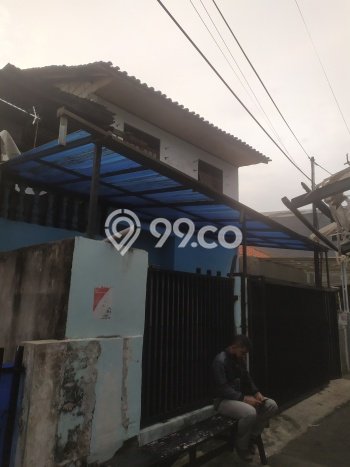 For Sale Rumah 4 Kamar Lokasi Strategis Nyaman dan Strategis di Tebet For Sale Rumah 4 Kamar Lokasi Strategis Nyaman dan Strategis di Tebet
