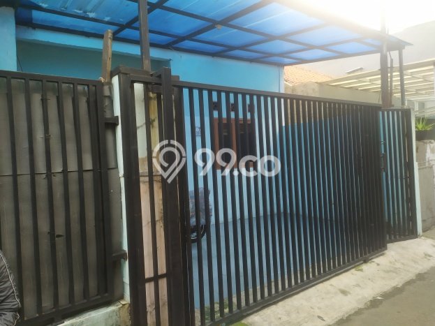 For Sale Rumah 4 Kamar Lokasi Strategis Nyaman dan Strategis di Tebet For Sale Rumah 4 Kamar Lokasi Strategis Nyaman dan Strategis di Tebet