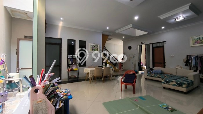 Hunian Eksklusif Dijual LT 168m2 di Duren Sawit, Jakarta Timur Hunian Eksklusif Dijual LT 168m2 di Duren Sawit, Jakarta Timur