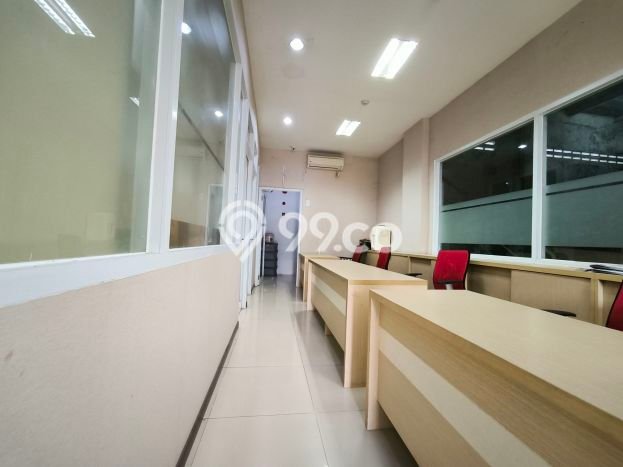 Gudang di Cimanggis, Luas 1600m2m², Pusat Bisnis Gudang di Cimanggis, Luas 1600m2m², Pusat Bisnis