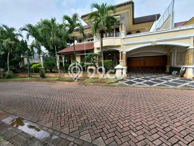 Rumah Elit LB 700m2 Siap Pakai Desain Elegan di Cibubur, Depok Rumah Elit LB 700m2 Siap Pakai Desain Elegan di Cibubur, Depok