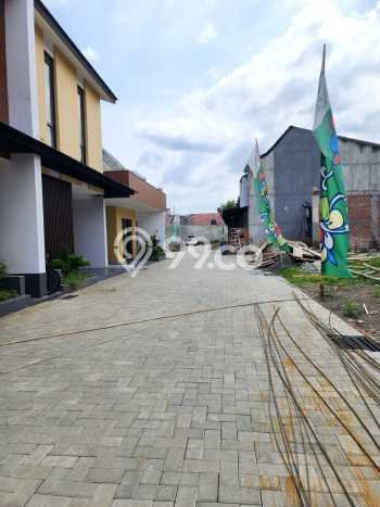 For Sale Hunian Rumah Terawat 4 Kamar di Sektor 7-Bintaro, Tangerang Selatan For Sale Hunian Rumah Terawat 4 Kamar di Sektor 7-Bintaro, Tangerang Selatan