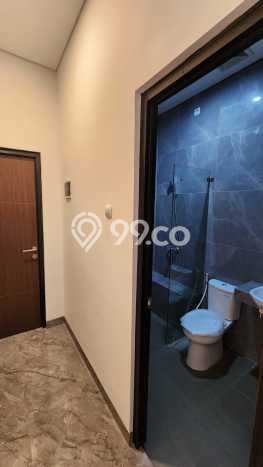 Rumah Modern 4 KT di Sektor 7-Bintaro Tangerang Selatan Full Furnished Rumah Modern 4 KT di Sektor 7-Bintaro Tangerang Selatan Full Furnished