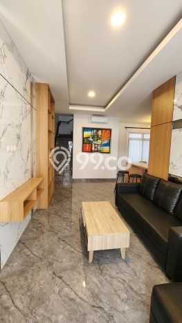 Rumah Modern 4 KT di Sektor 7-Bintaro Tangerang Selatan Full Furnished Rumah Modern 4 KT di Sektor 7-Bintaro Tangerang Selatan Full Furnished