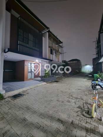 Rumah Modern 4 KT di Sektor 7-Bintaro Tangerang Selatan Full Furnished Rumah Modern 4 KT di Sektor 7-Bintaro Tangerang Selatan Full Furnished