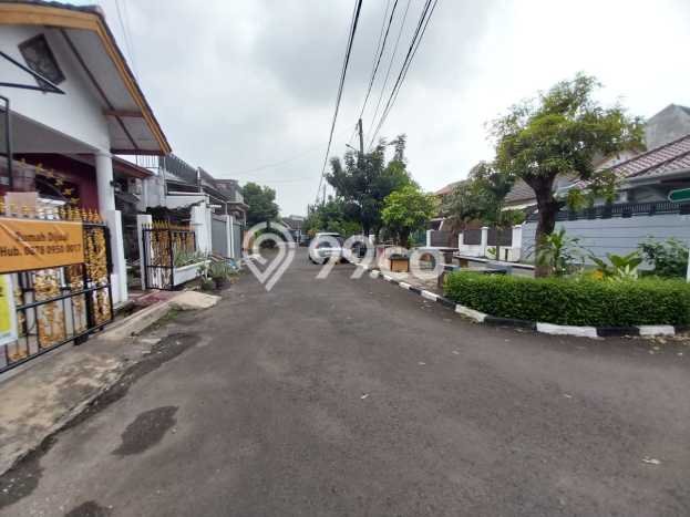 Dijual Rumah Strategis Bagus Punya 5 KT di Ciledug Tangerang SHM Dijual Rumah Strategis Bagus Punya 5 KT di Ciledug Tangerang SHM