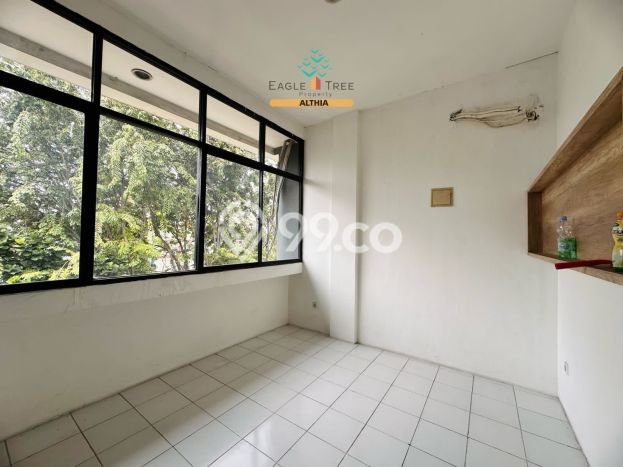 Ruko Dijual di Ciledug Tangerang dengan Luas Bangunan 1080m2 Ruko Dijual di Ciledug Tangerang dengan Luas Bangunan 1080m2