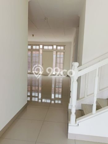 Rumah Modern 3 KT di Lippo Karawaci Tangerang Semi Furnished Rumah Modern 3 KT di Lippo Karawaci Tangerang Semi Furnished