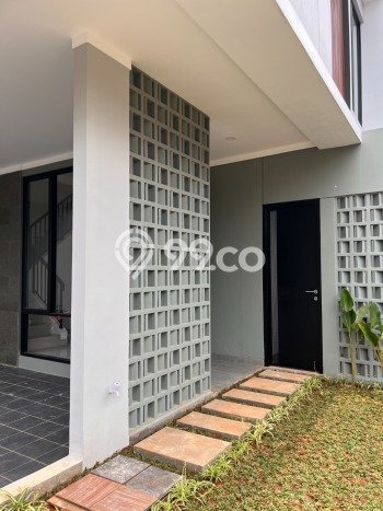 Rumah Mewah LB 128m2 Siap Huni Desain Elegan di Bintaro, Tangerang Selatan Rumah Mewah LB 128m2 Siap Huni Desain Elegan di Bintaro, Tangerang Selatan