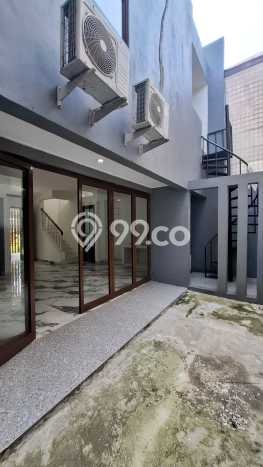 Ready to Use! Premium House LT 105m2 Desain Elegan di Bintaro Ready to Use! Premium House LT 105m2 Desain Elegan di Bintaro