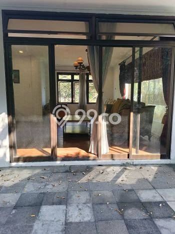 Hunian Elit LB 500m2 Siap Pakai Desain Elegan di Bintaro, Tangerang Selatan Hunian Elit LB 500m2 Siap Pakai Desain Elegan di Bintaro, Tangerang Selatan
