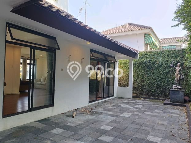 For Sale! Luxury House LT 400m2 Desain Elegan di Sektor 7-Bintaro For Sale! Luxury House LT 400m2 Desain Elegan di Sektor 7-Bintaro