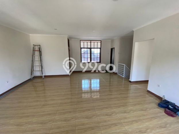 Rumah Elit LB 190m2 Siap Huni Desain Elegan di Pasteur, Bandung Rumah Elit LB 190m2 Siap Huni Desain Elegan di Pasteur, Bandung