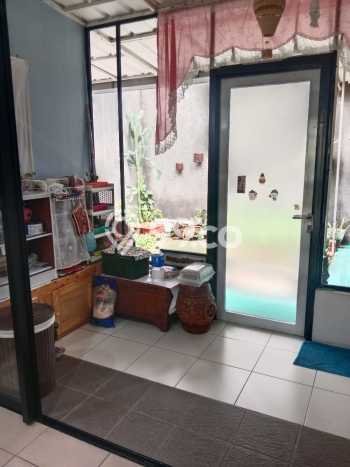 Rumah Luxury Modern Tanpa Renovasi di Kota Baru Parahyangan Bandung Rumah Luxury Modern Tanpa Renovasi di Kota Baru Parahyangan Bandung