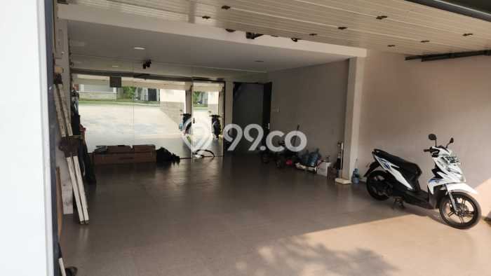 Rumah Elit Modern Tanpa Renovasi di Kota Baru Parahyangan Bandung Rumah Elit Modern Tanpa Renovasi di Kota Baru Parahyangan Bandung