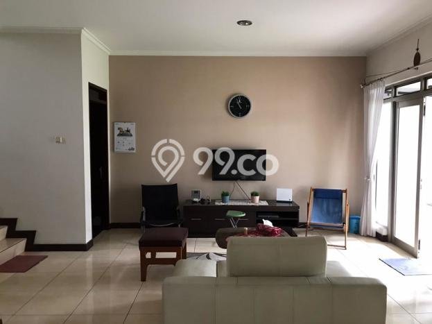 Rumah Elit Modern Tanpa Renovasi di Kota Baru Parahyangan Bandung Rumah Elit Modern Tanpa Renovasi di Kota Baru Parahyangan Bandung