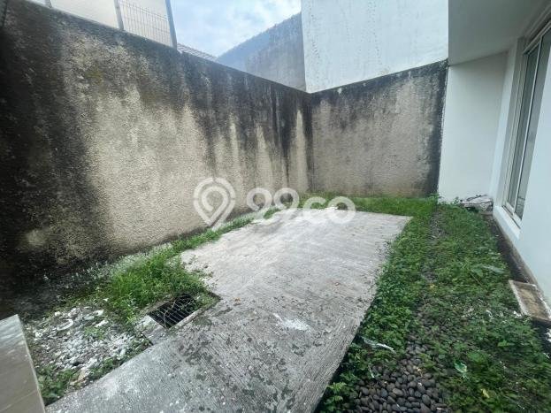 Rumah Elit Modern Tanpa Renovasi di Kota Baru Parahyangan Bandung Rumah Elit Modern Tanpa Renovasi di Kota Baru Parahyangan Bandung