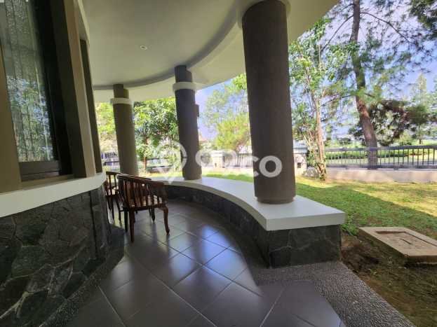 Hunian Elit LB 350m2 Siap Huni Desain Elegan di Kota Baru Parahyangan, Bandung Hunian Elit LB 350m2 Siap Huni Desain Elegan di Kota Baru Parahyangan, Bandung
