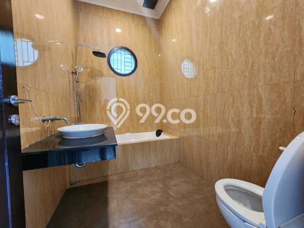 Hunian Elit LB 350m2 Siap Huni Desain Elegan di Kota Baru Parahyangan, Bandung Hunian Elit LB 350m2 Siap Huni Desain Elegan di Kota Baru Parahyangan, Bandung