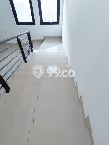 Unit Ruko Dijual di Batununggal Bandung 300m2 Unit Ruko Dijual di Batununggal Bandung 300m2