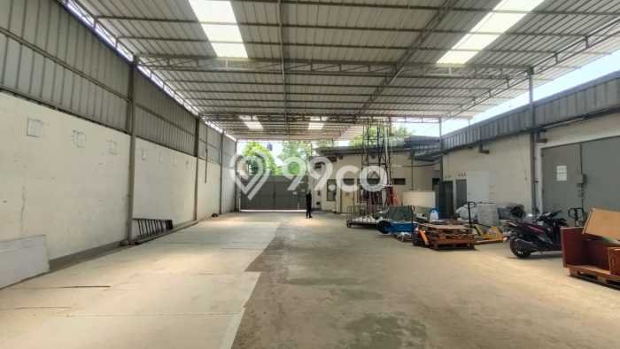 Gudang untuk Disewa di Pusat Bandung Luas Bangunan 4480m2 Gudang untuk Disewa di Pusat Bandung Luas Bangunan 4480m2