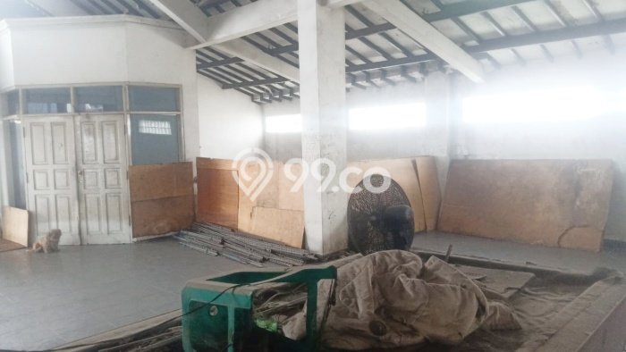 Ruko Bagus Dijual LB 550m2 Lokasi Strategis Bandung Area Cocok untuk Berbisnis Ruko Bagus Dijual LB 550m2 Lokasi Strategis Bandung Area Cocok untuk Berbisnis