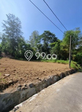 Lahan Dijual Lokasi Strategis di Yogyakarta dengan Luas 150m2 Lahan Dijual Lokasi Strategis di Yogyakarta dengan Luas 150m2