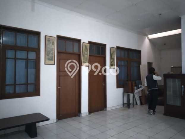 Siap Huni Rumah Mewah 7 Kamar di Kiaracondong Dekat ke Mana Pun Siap Huni Rumah Mewah 7 Kamar di Kiaracondong Dekat ke Mana Pun