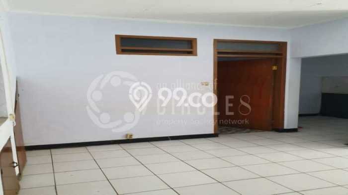 Dijual Hunian Rumah Terawat 3 Kamar di Taman Kopo Indah, Bandung Dijual Hunian Rumah Terawat 3 Kamar di Taman Kopo Indah, Bandung