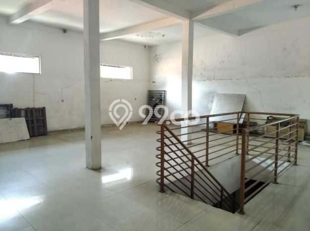 Rumah Elit Modern Tanpa Renovasi di Bandung Kota Bandung Rumah Elit Modern Tanpa Renovasi di Bandung Kota Bandung
