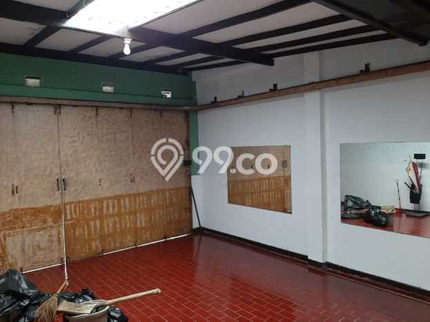 Rumah Luxury Modern Tanpa Renovasi di Cibogo Bandung Rumah Luxury Modern Tanpa Renovasi di Cibogo Bandung