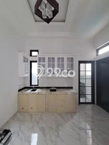 Dijual Rumah Premium dengan Fasilitas Sekitar Komplit di BSD, Tangerang Selatan Dijual Rumah Premium dengan Fasilitas Sekitar Komplit di BSD, Tangerang Selatan
