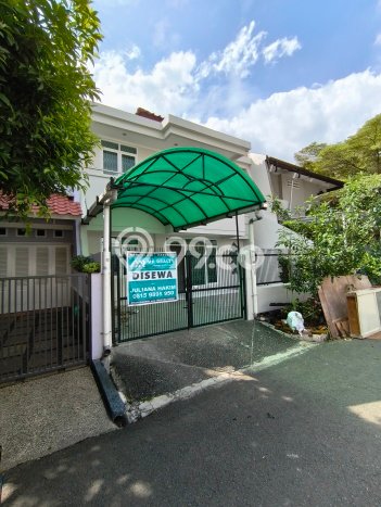 RECOMMENDED! Rumah di Permata Buana, 3 KM, Area Premium, Luas 144m² LB 250m² RECOMMENDED! Rumah di Permata Buana, 3 KM, Area Premium, Luas 144m² LB 250m²