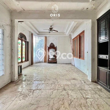 Ready to Use! Luxury House LT 354m2 Desain Elegan di Mampang Ready to Use! Luxury House LT 354m2 Desain Elegan di Mampang