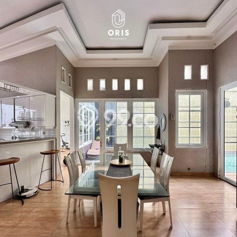 Ready to Use! Luxury House LT 386m2 Desain Elegan di Jatiwaringin Ready to Use! Luxury House LT 386m2 Desain Elegan di Jatiwaringin