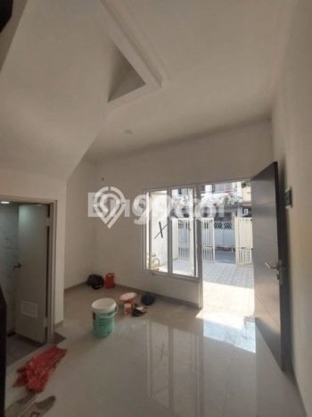 Dijual Rumah Eksklusif 3 KT di Tanjung Duren, Jakarta Barat Dijual Rumah Eksklusif 3 KT di Tanjung Duren, Jakarta Barat