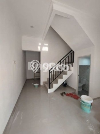 Dijual Rumah Eksklusif 3 KT di Tanjung Duren, Jakarta Barat Dijual Rumah Eksklusif 3 KT di Tanjung Duren, Jakarta Barat