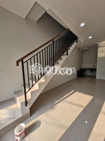 Dijual Hunian Rumah Terawat 3 KT di Duri Kepa, Jakarta Barat Dijual Hunian Rumah Terawat 3 KT di Duri Kepa, Jakarta Barat