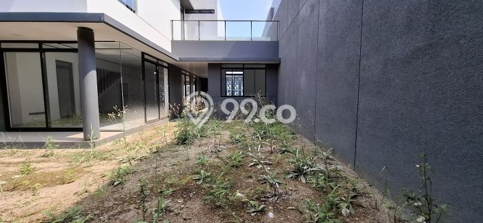Rumah Elit Modern Tanpa Renovasi di Kota Baru Parahyangan Bandung Rumah Elit Modern Tanpa Renovasi di Kota Baru Parahyangan Bandung