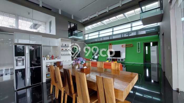 Dijual Rumah Mewah Megah Dengan View Cantik di Kota Baru Parahyangan, Bandung Dijual Rumah Mewah Megah Dengan View Cantik di Kota Baru Parahyangan, Bandung