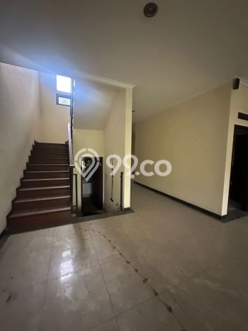 For Sale! Premium House LT 583m2 Desain Elegan di Kota Baru Parahyangan For Sale! Premium House LT 583m2 Desain Elegan di Kota Baru Parahyangan