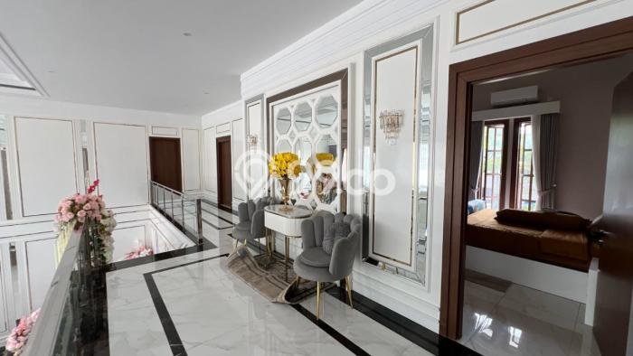Jual Rumah Mewah Megah Dengan View Cantik di Mulyaharja, Bogor Jual Rumah Mewah Megah Dengan View Cantik di Mulyaharja, Bogor