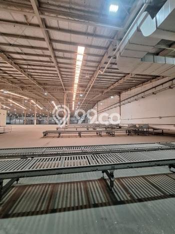 Gudang Disewakan Kawasan Cikarang, Luas 19400m2m², Kawasan Strategis, Siap Operasi Gudang Disewakan Kawasan Cikarang, Luas 19400m2m², Kawasan Strategis, Siap Operasi