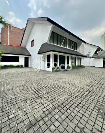 Komersial Disewakan di Kawasan Ramai Kebayoran Baru, Jakarta Selatan Komersial Disewakan di Kawasan Ramai Kebayoran Baru, Jakarta Selatan