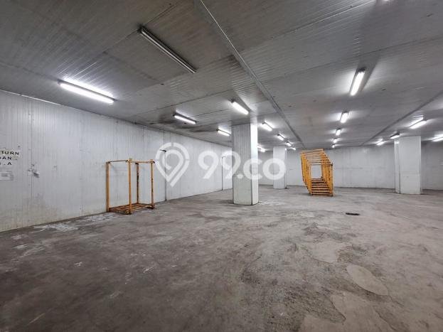 Gudang Disewakan Kawasan Cikarang, Luas 19400m2m², Kawasan Strategis, Siap Operasi Gudang Disewakan Kawasan Cikarang, Luas 19400m2m², Kawasan Strategis, Siap Operasi